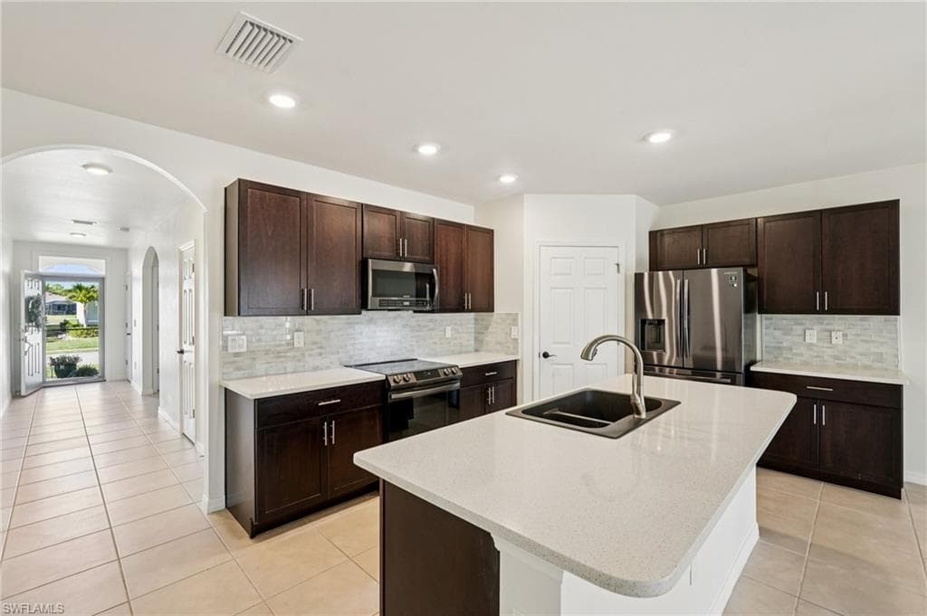 2188 Pigeon Plum WAY, NORTH FORT MYERS FL 33917-2