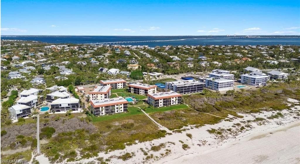 671 E Gulf DR, SANIBEL FL 33957-5