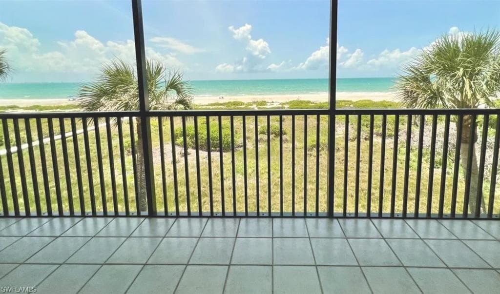671 E Gulf DR, SANIBEL FL 33957-4