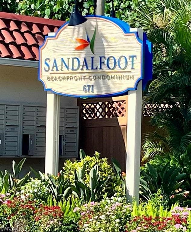 671 E Gulf DR, SANIBEL FL 33957-13
