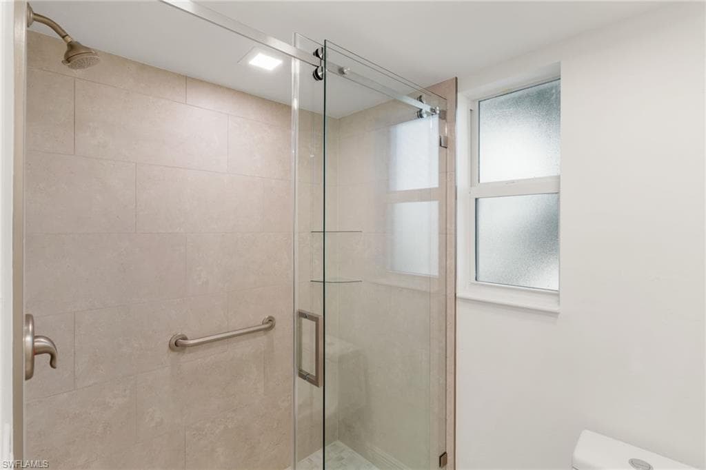 3049 W Gulf DR # 101, SANIBEL FL 33957-22