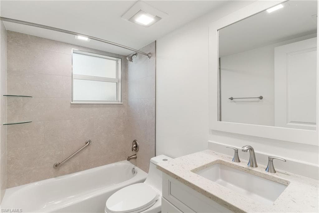 3049 W Gulf DR # 101, SANIBEL FL 33957-13