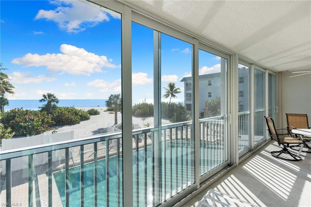 3049 W Gulf DR # 101, SANIBEL FL 33957-24