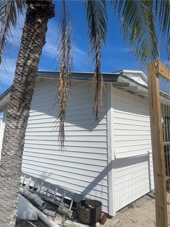 2661 Bamboo ST-16