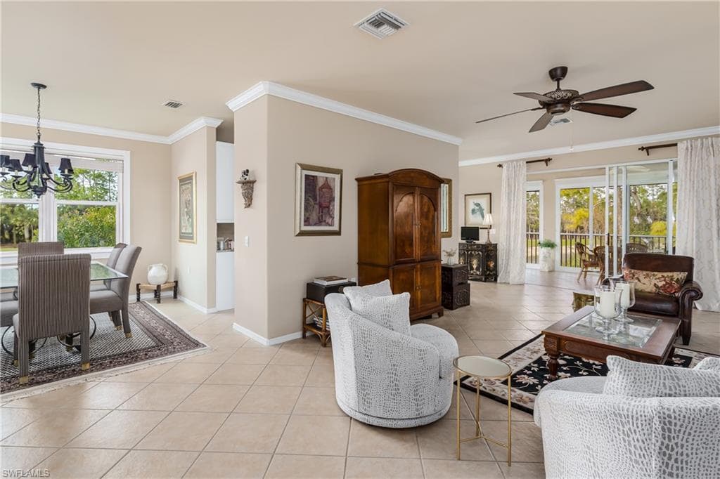 3989 Bishopwood CT W # 201, NAPLES FL 34114-9