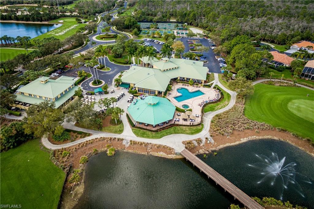 3989 Bishopwood CT W # 201, NAPLES FL 34114-39