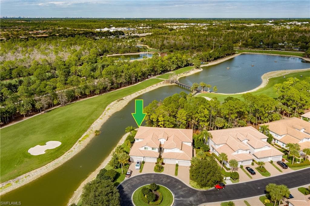 3989 Bishopwood CT W # 201, NAPLES FL 34114-3