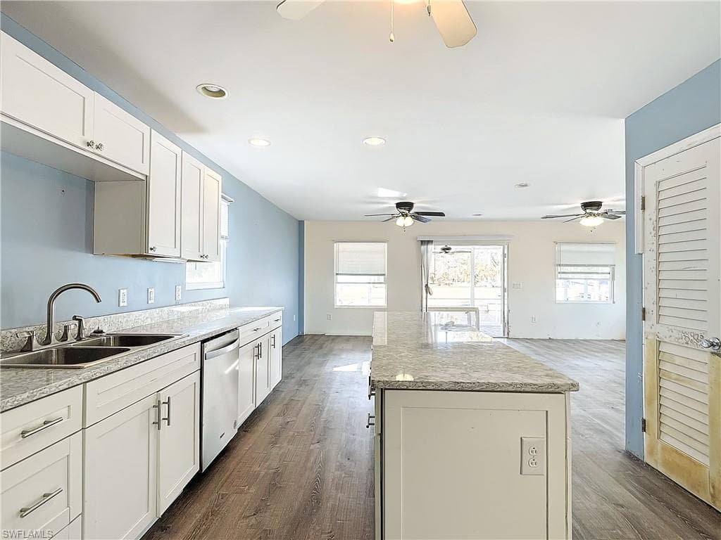 27571 Tarpon WAY, BONITA SPRINGS FL 34134-5