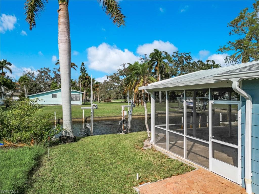 27571 Tarpon WAY, BONITA SPRINGS FL 34134-34