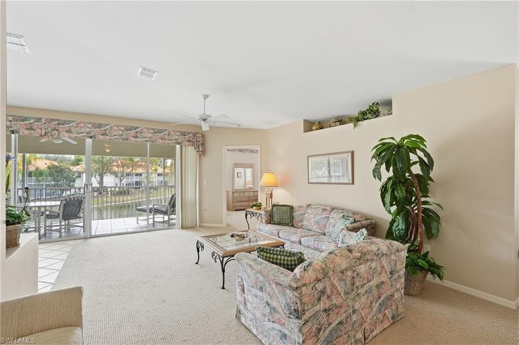 7680 Oleander Gate DR J202-6