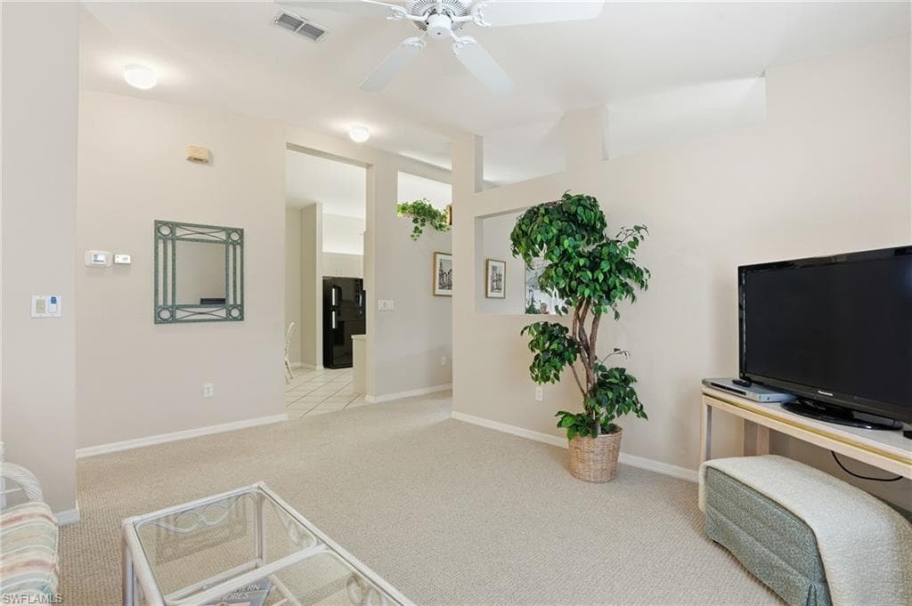 7680 Oleander Gate DR J202-18
