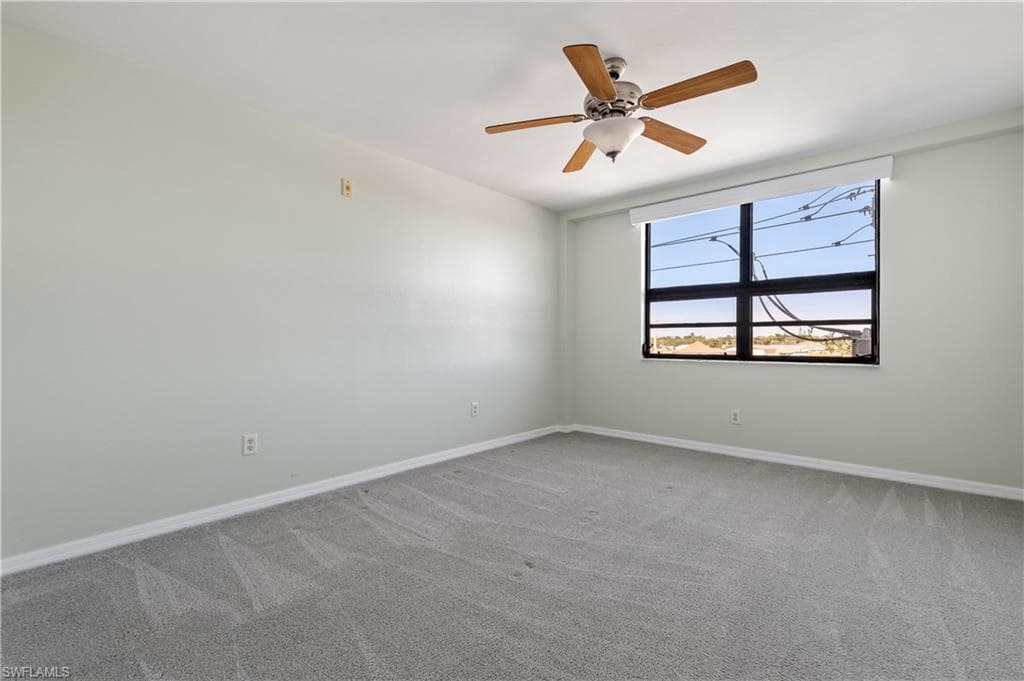 4803 Sunset CT # 304, CAPE CORAL FL 33904-26