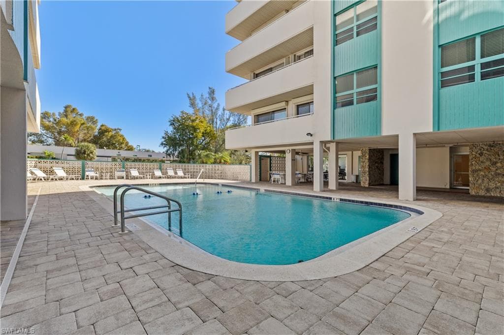 4803 Sunset CT # 304, CAPE CORAL FL 33904-34