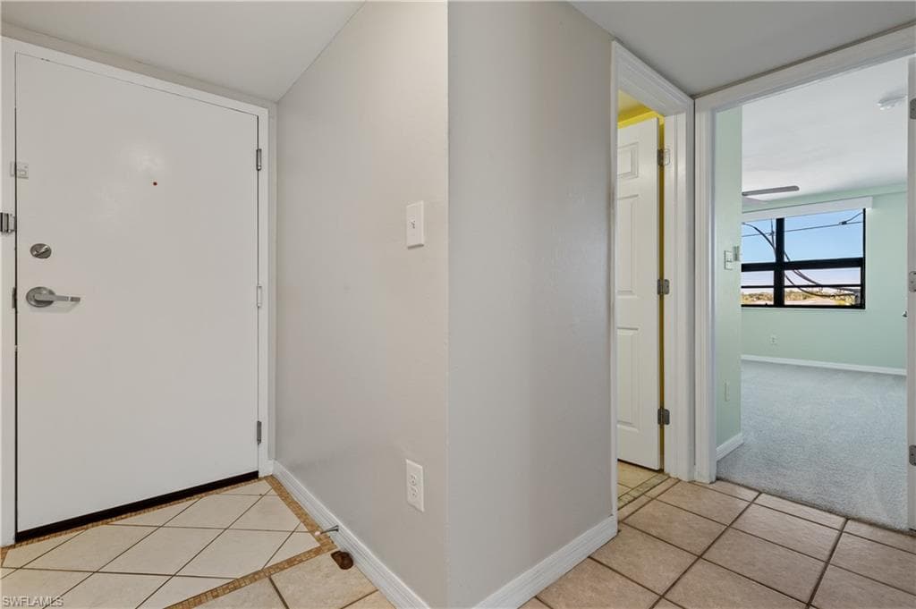 4803 Sunset CT # 304, CAPE CORAL FL 33904-7