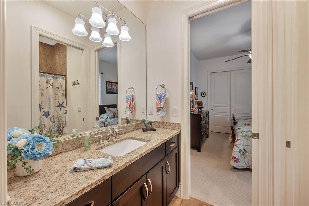 9087 Breakwater DR, NAPLES FL 34120-22