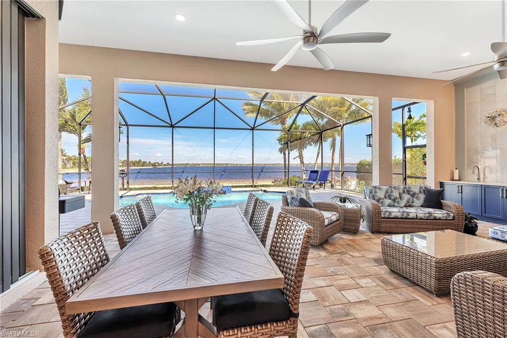 9087 Breakwater DR, NAPLES FL 34120-31