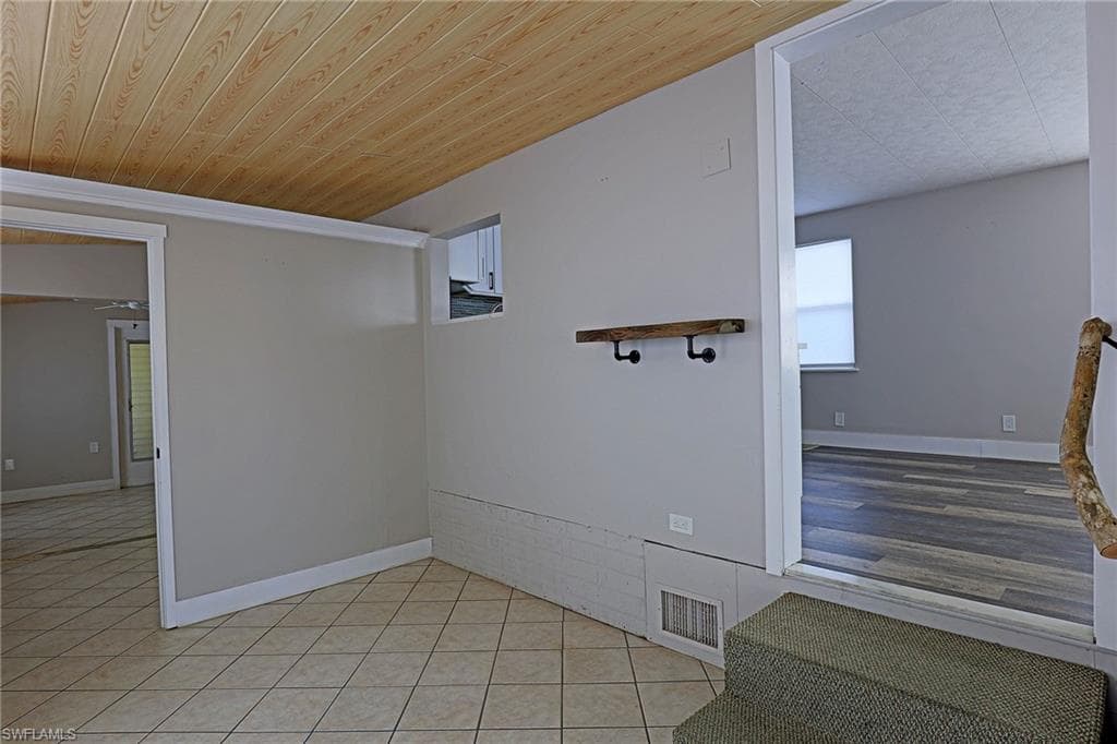 2012 S Olga DR # 38, FORT MYERS FL 33905-16