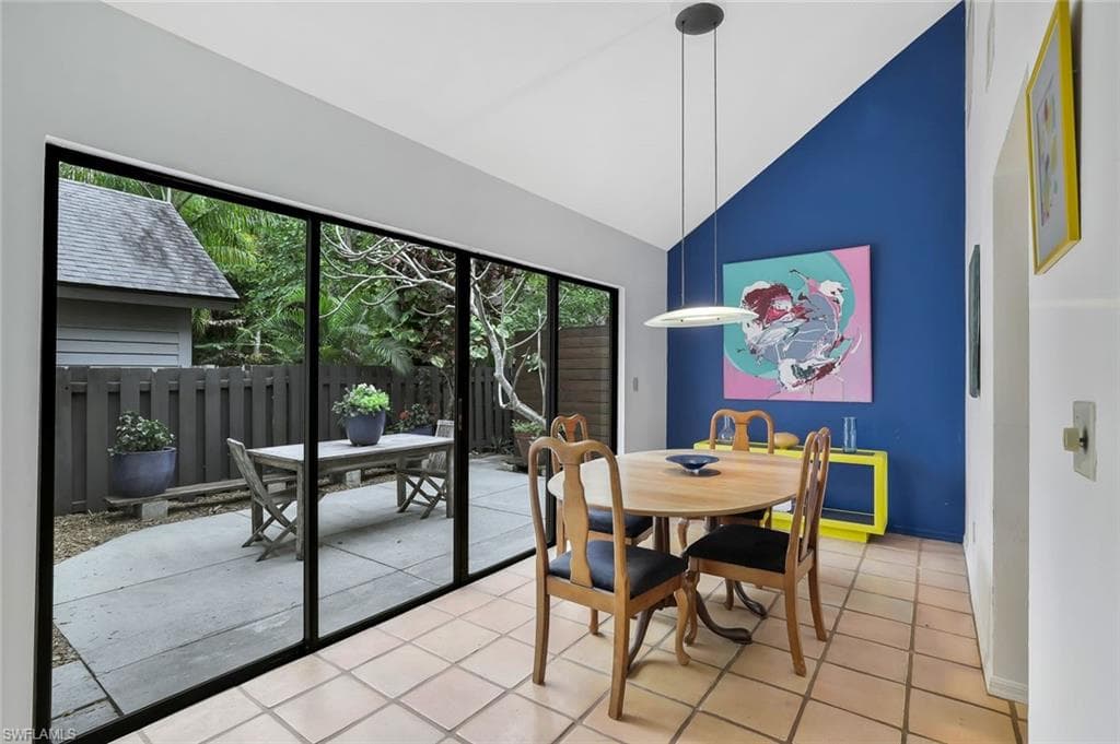 1329 Solana RD # K5, NAPLES FL 34103-8