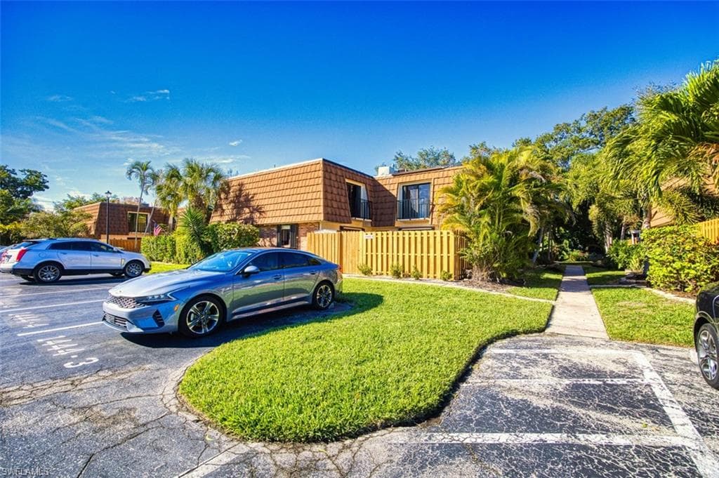 1444 Park Shore CIR # 3, FORT MYERS FL 33901-22