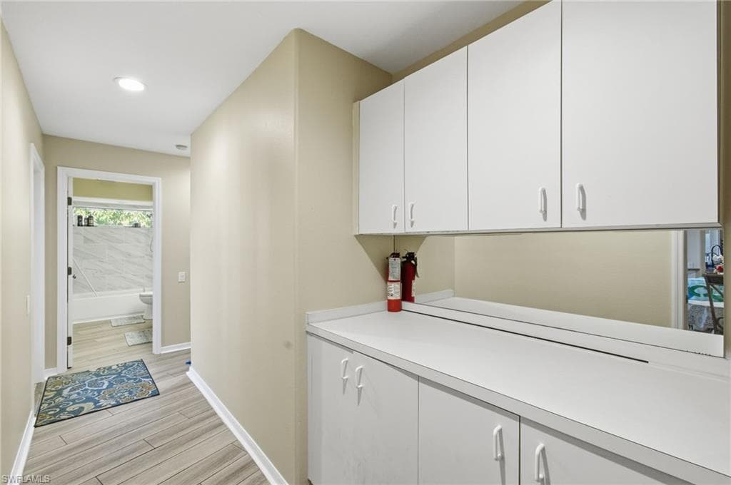 20 Timberland CIR N, FORT MYERS FL 33919-27