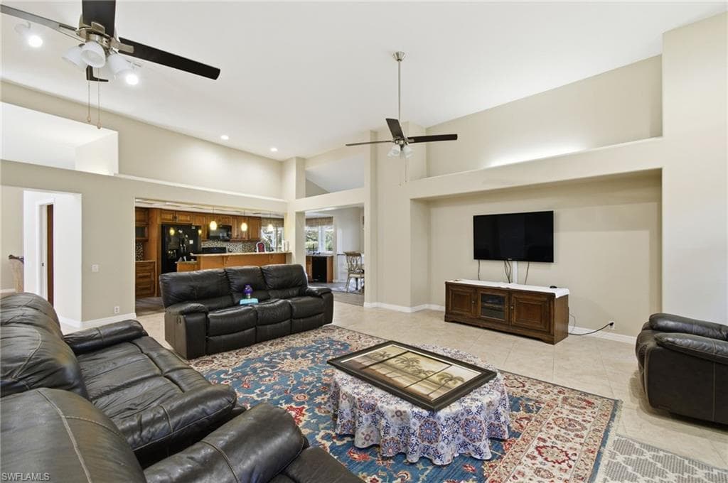 20 Timberland CIR N, FORT MYERS FL 33919-13