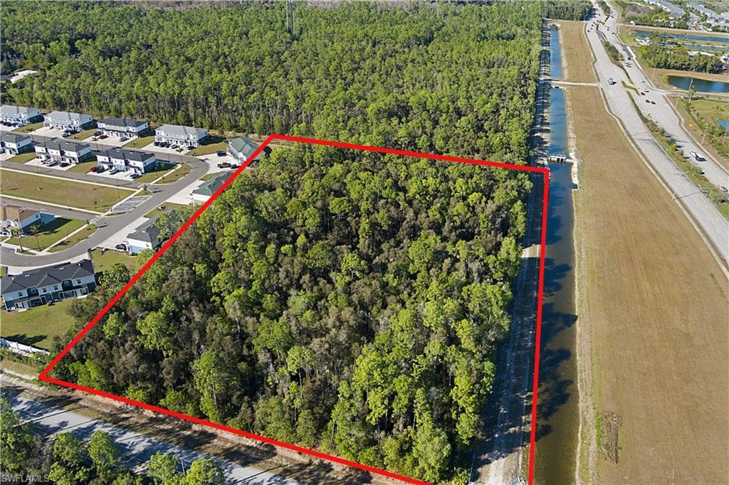 Whitaker RD, NAPLES FL 34112-6