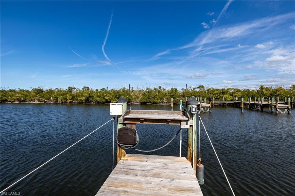 7564 Captains Harbor DR, BOKEELIA FL 33922-42