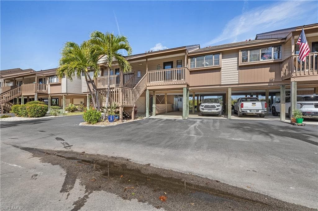 7564 Captains Harbor DR, BOKEELIA FL 33922-39
