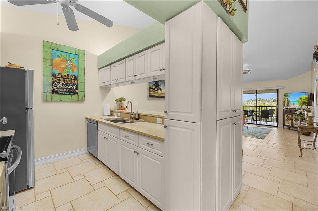 7564 Captains Harbor DR, BOKEELIA FL 33922-28