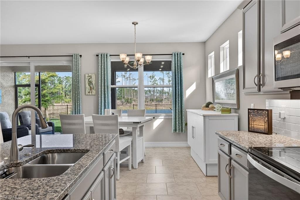 3873 Crosswater DR, NORTH FORT MYERS FL 33917-7