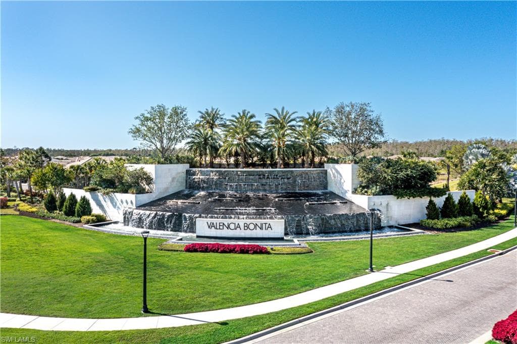 28516 Sicily LOOP, BONITA SPRINGS FL 34135-40