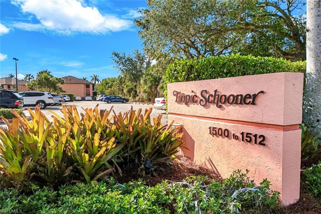 1508 Mainsail DR # 16, NAPLES FL 34114-2