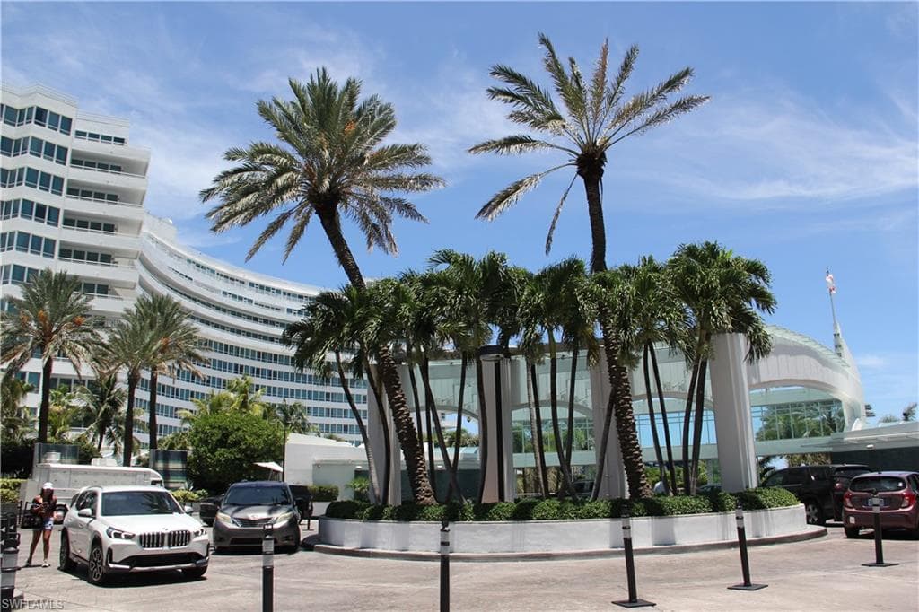 4401 COLLINS AVE, MIAMI BEACH FL 33140-43