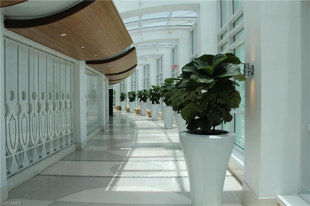 4401 COLLINS AVE, MIAMI BEACH FL 33140-34