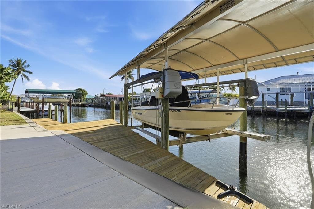 2821 Bruce ST, MATLACHA FL 33993-25