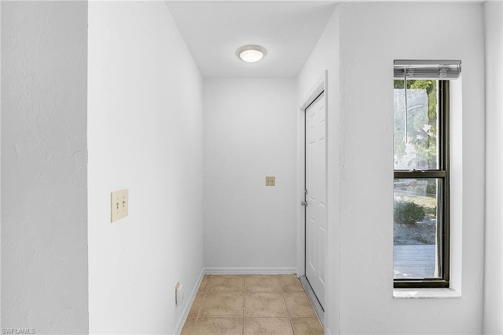 1518 SW Courtyards LN # 199, CAPE CORAL FL 33914-23