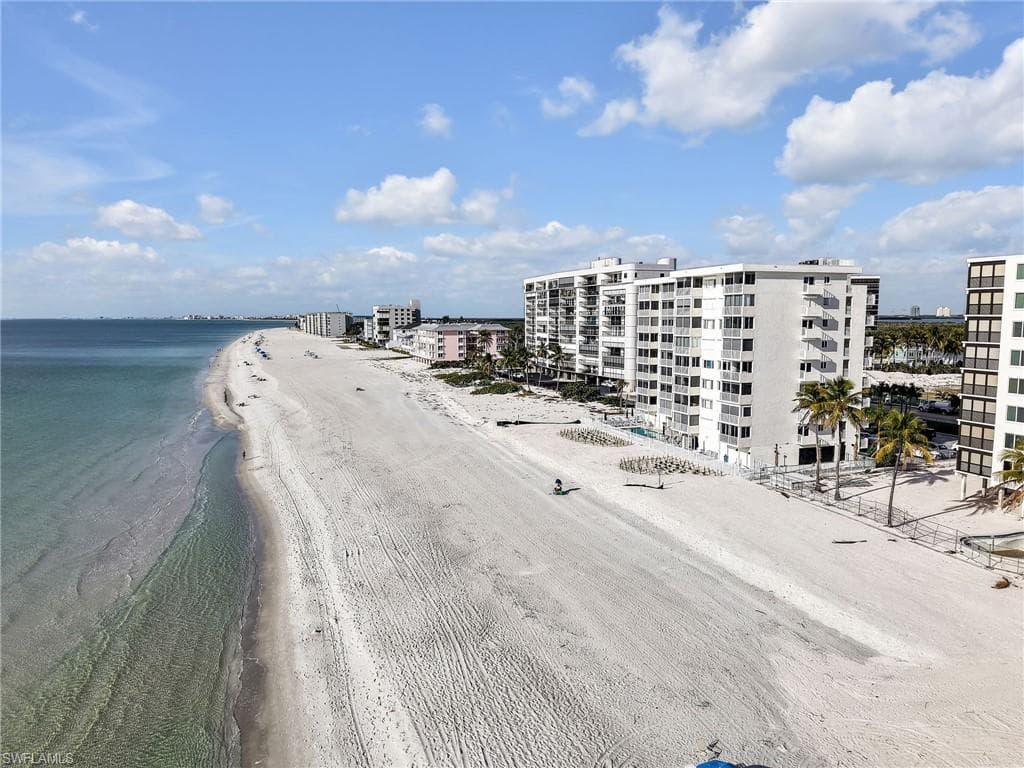 26340 Hickory BLVD # 902, BONITA SPRINGS FL 34134-28