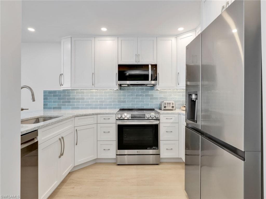 26340 Hickory BLVD # 902, BONITA SPRINGS FL 34134-4