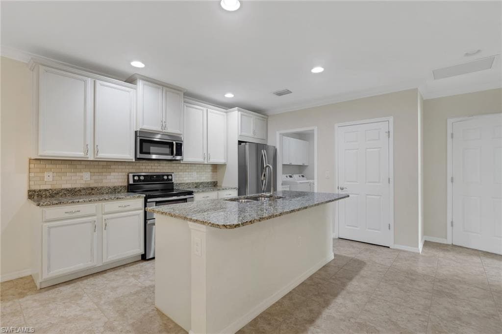 4210 Dutchess Park RD, FORT MYERS FL 33916-5