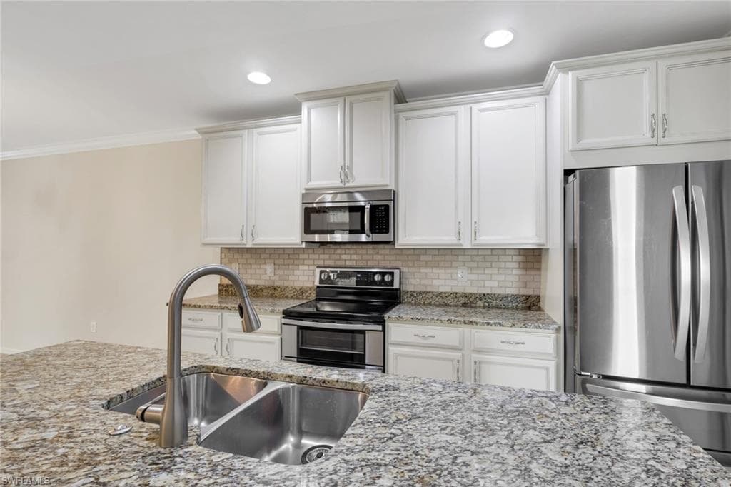 4210 Dutchess Park RD, FORT MYERS FL 33916-6