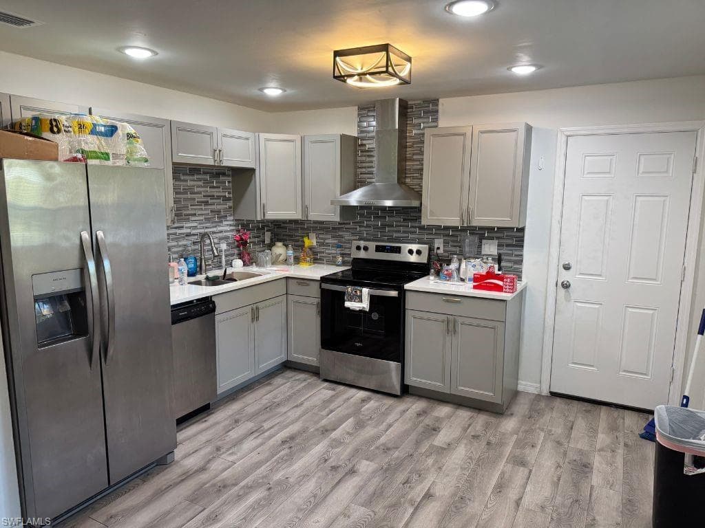 164 Prospect AVE, FORT MYERS FL 33905-1