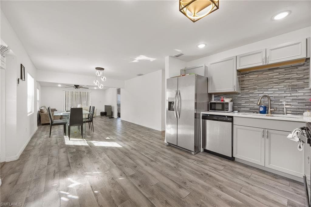 164 Prospect AVE, FORT MYERS FL 33905-4