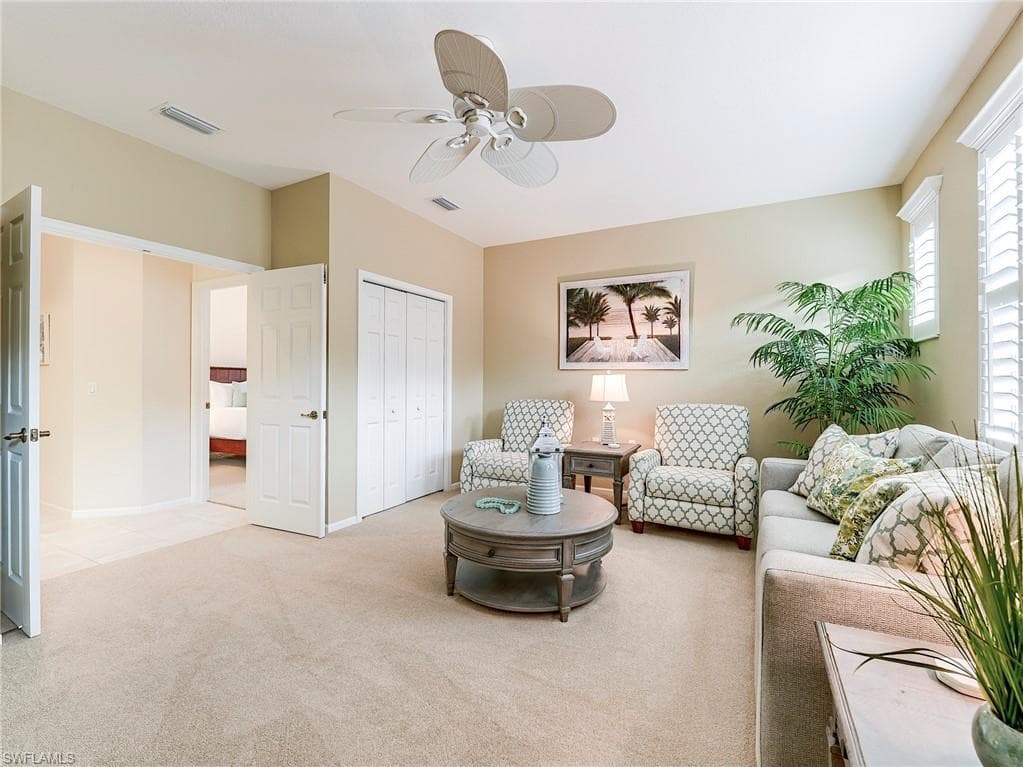 10402 Autumn Breeze DR # 202, ESTERO FL 34135-22