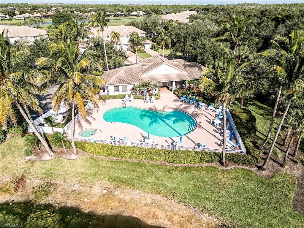 10402 Autumn Breeze DR # 202, ESTERO FL 34135-31