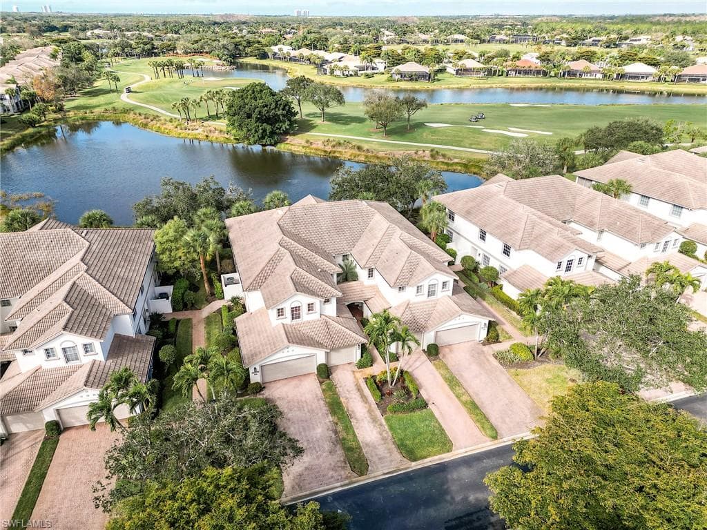 10402 Autumn Breeze DR # 202, ESTERO FL 34135-30