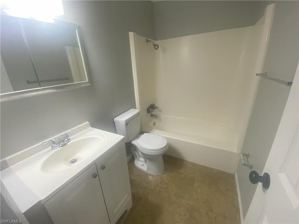 12607 1st ST, FORT MYERS FL 33905-3