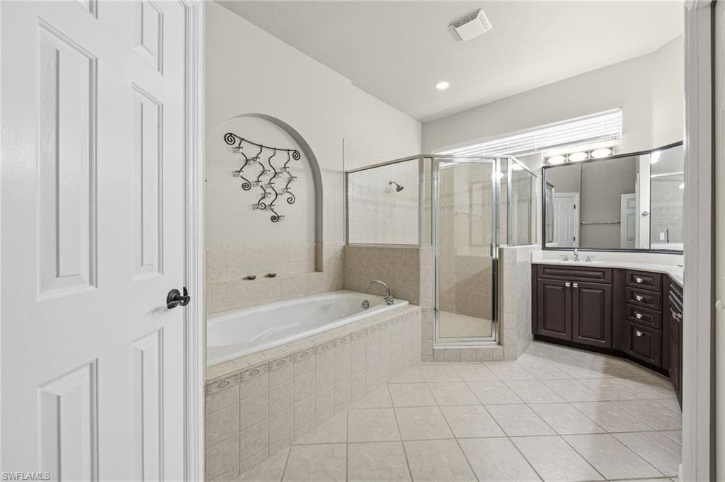 14832 Indigo Lakes CIR, NAPLES FL 34119-11