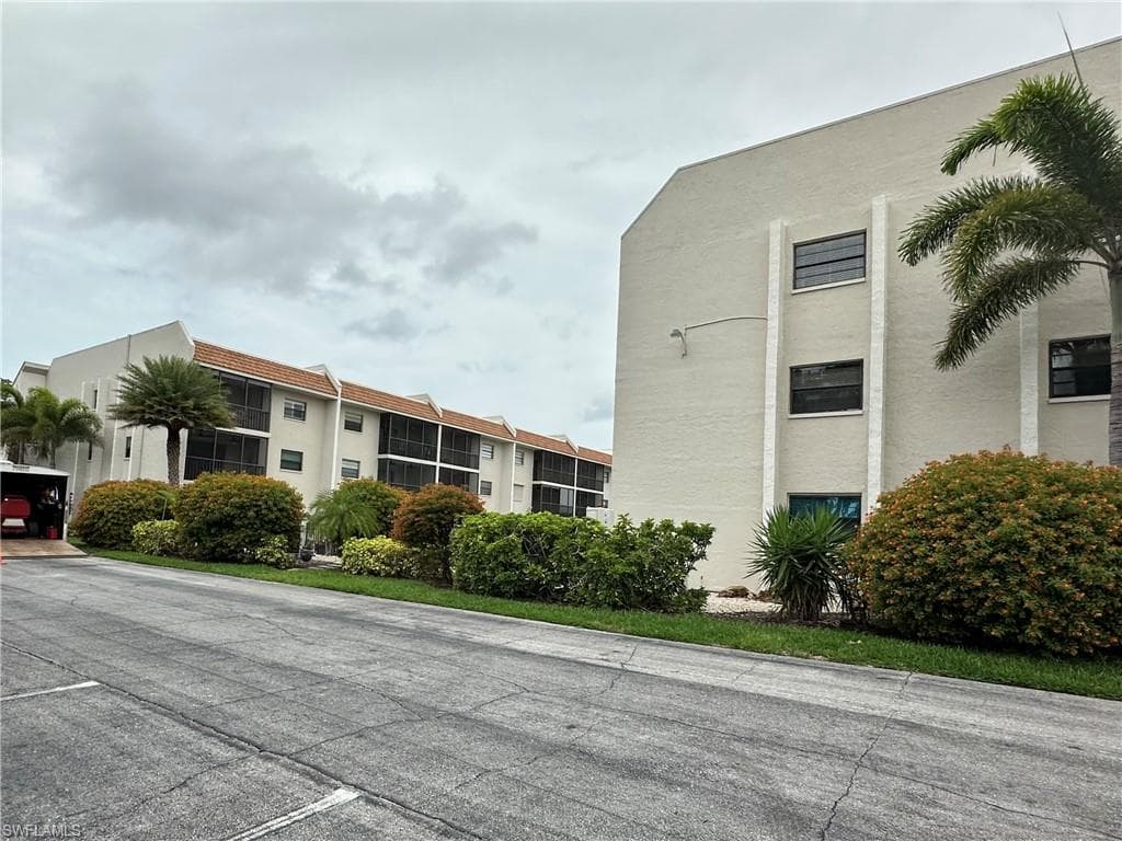 9395 Pennsylvania AVE # 19, BONITA SPRINGS FL 34135-21