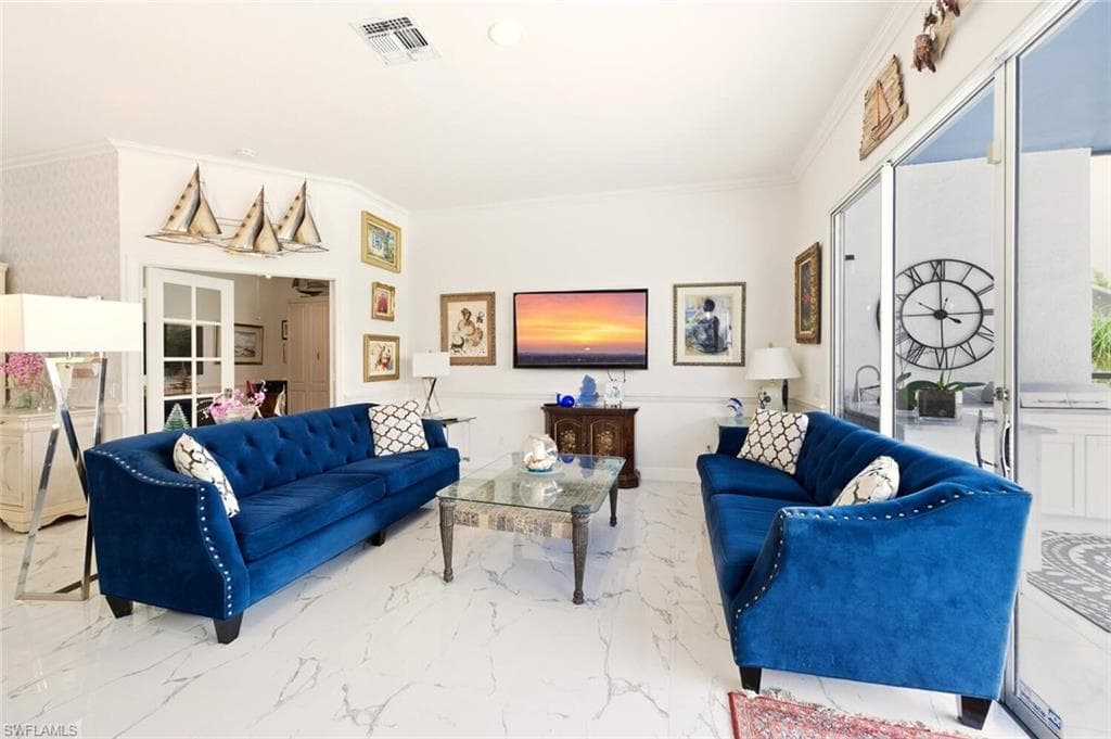 209 Countryside DR, NAPLES FL 34104-15