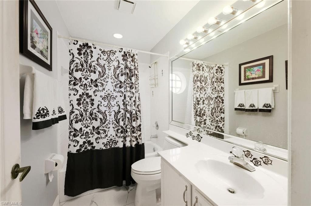 209 Countryside DR, NAPLES FL 34104-27